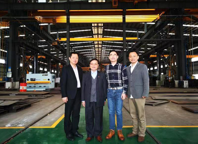 General Deng zhengming visited to huayu group